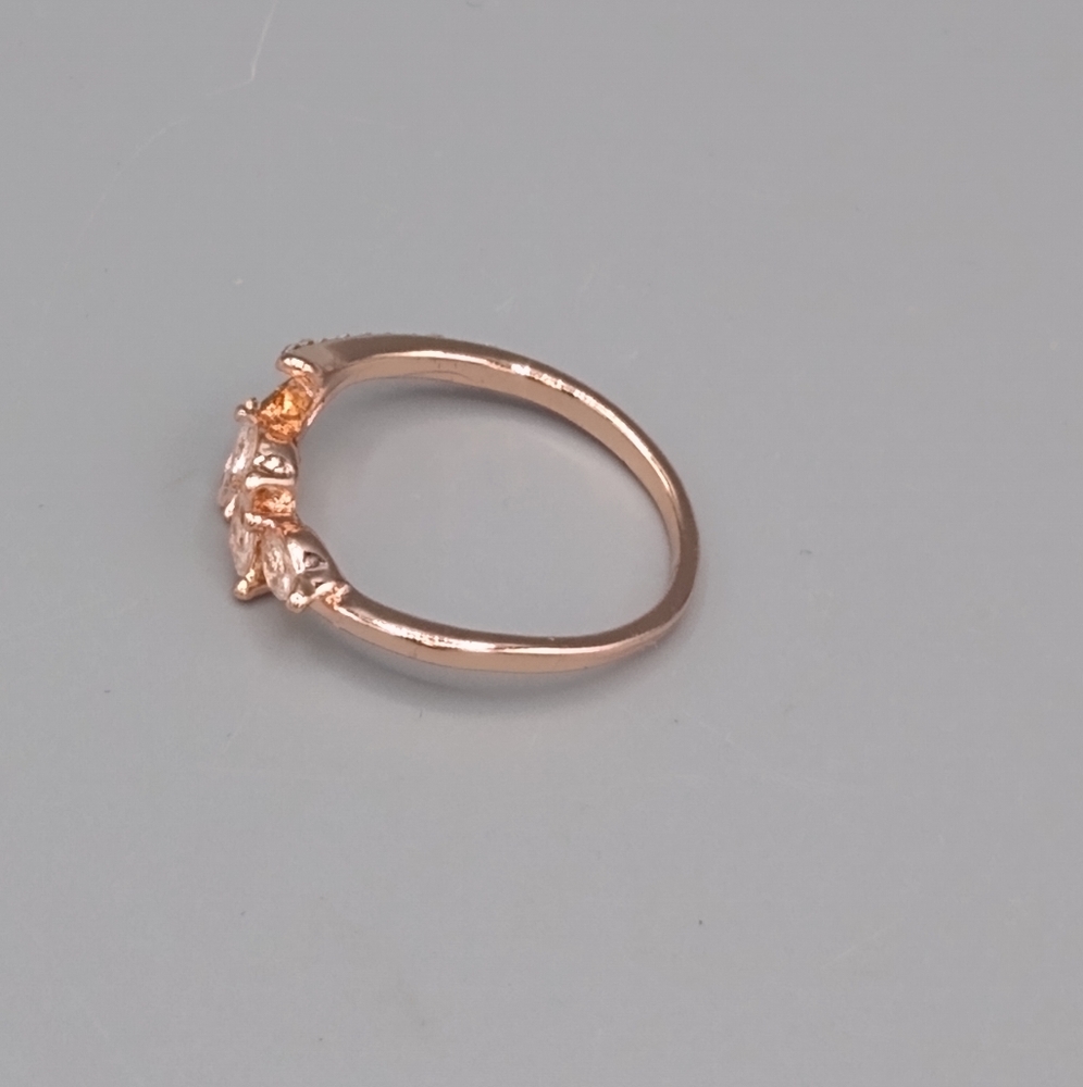 Rose Gold Tone Vine Rhinestone Leaf Pavé Ring Sizes 6, 7, 8, 9 - Picture 8 of 10